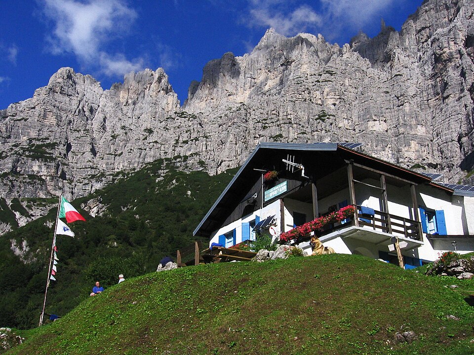Rifugio 7º Alpini (Veneto)