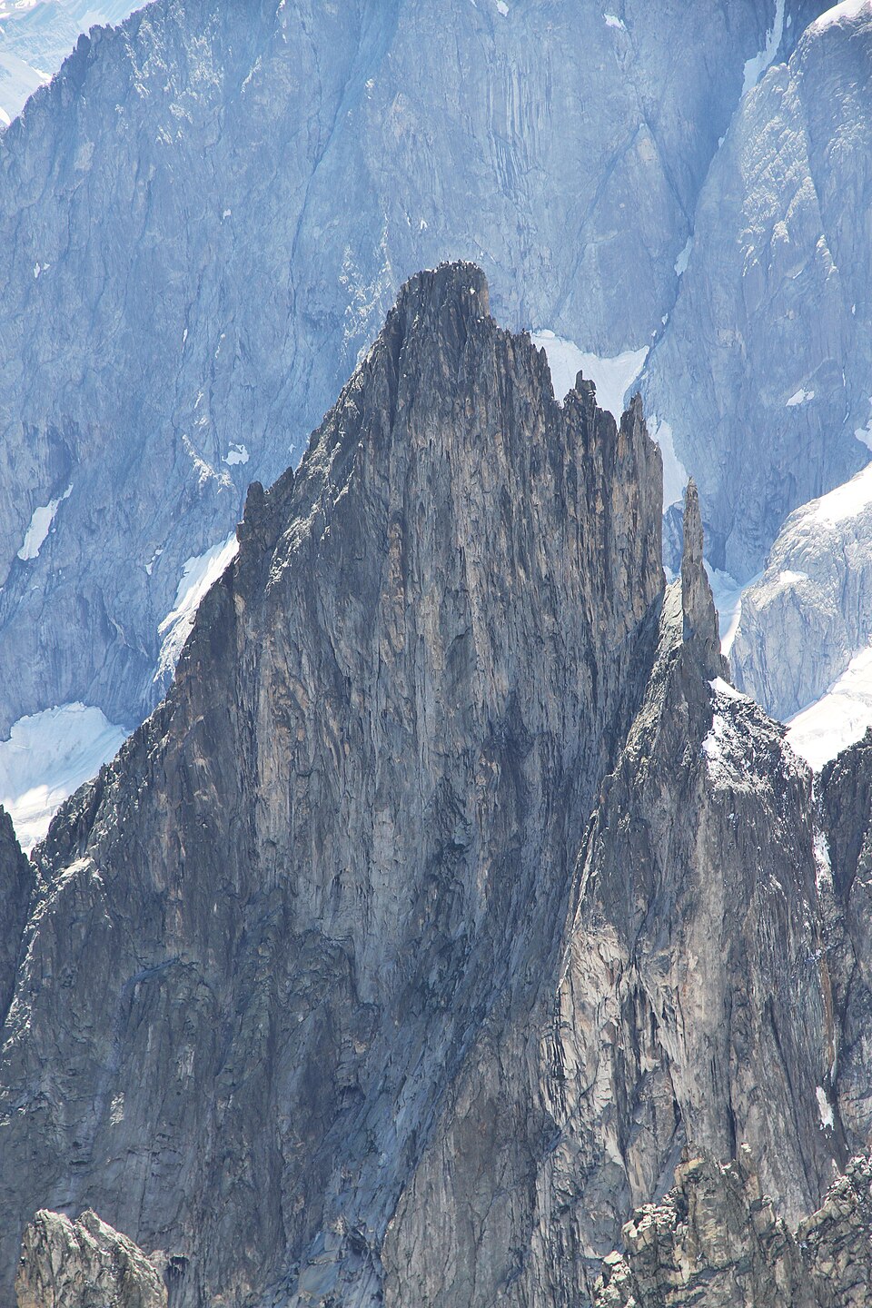 Aiguille de la Brenva (Valle d’Aosta)