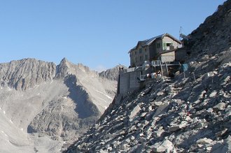 Rifugio ai Caduti dell'Adamello (Lombardia)