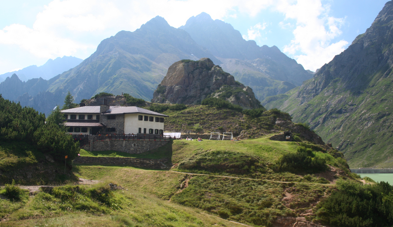 Rifugio Antonio Curò (Lombardia)