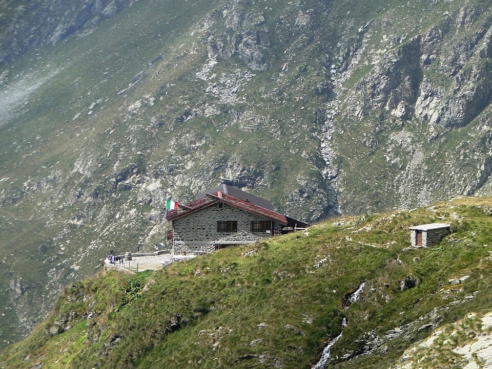Rifugio Baroni al Brunone (Lombardia)