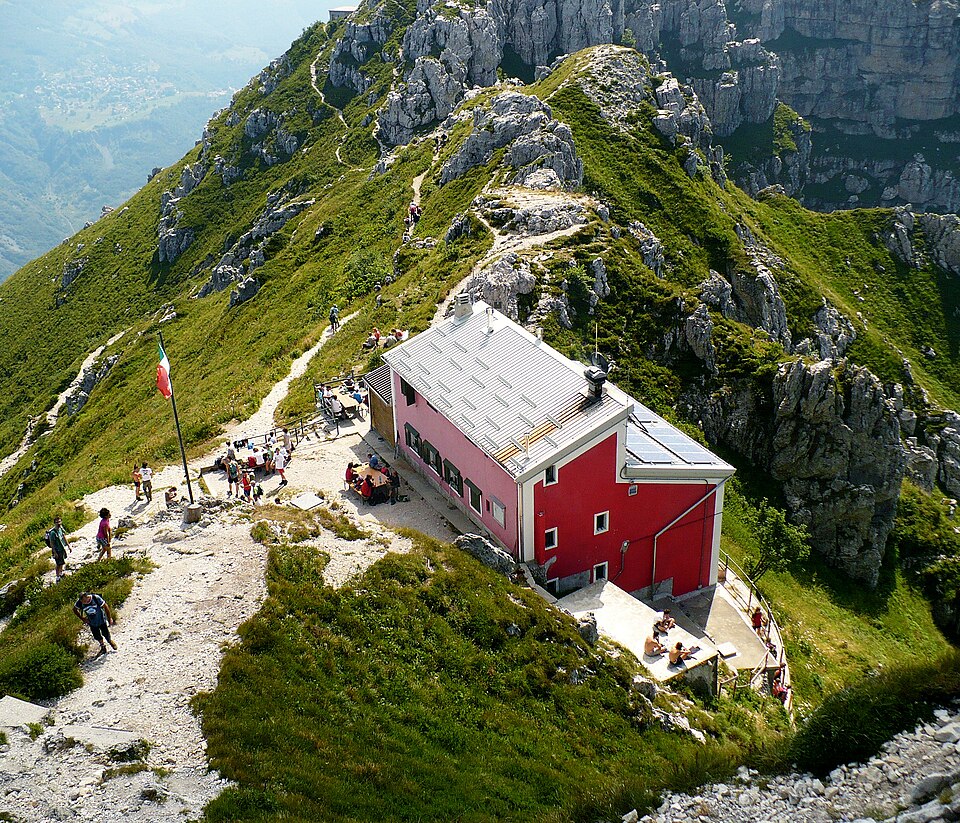 Rifugio Luigi Azzoni (Lombardia)